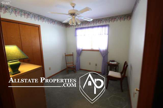 6150 North Henderson Road Columbiaville, MI 48421 - Photo 18 of 29 20459722-17.JPG
