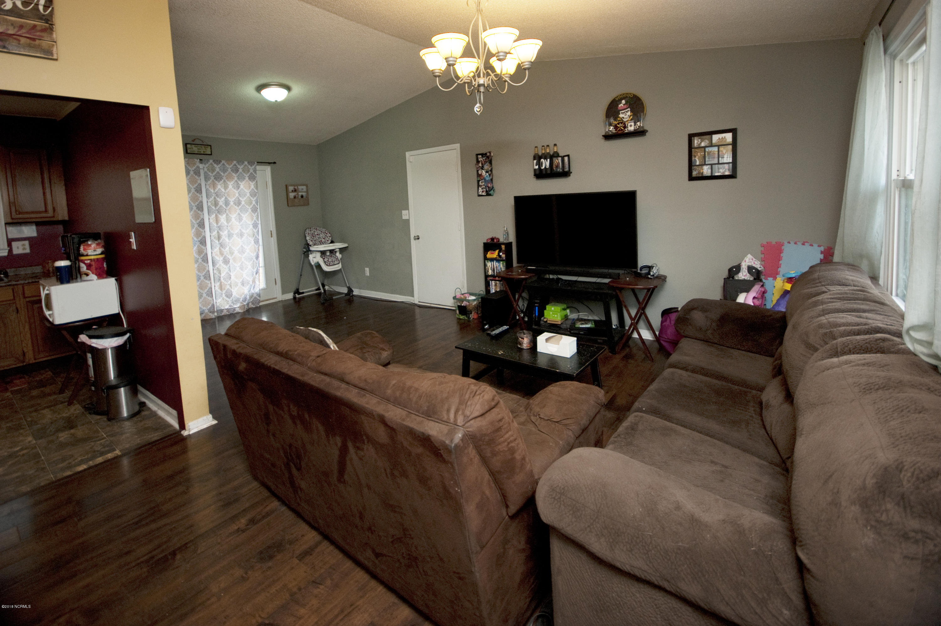 201 Haws Run Road Jacksonville, NC 28540 - Photo 15 of 17 living room
