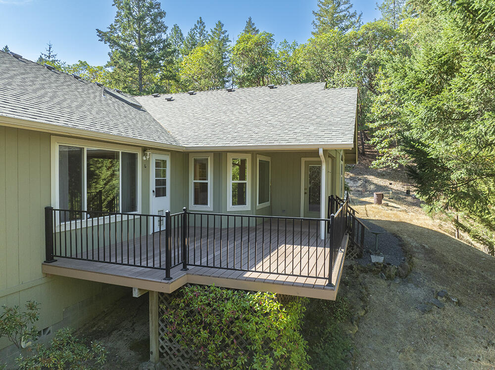 178 Incline Drive Grants Pass, OR 97527 - Photo 26 of 49 26