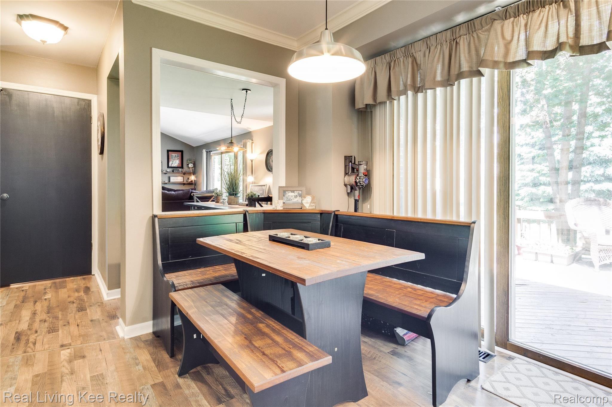 2786 Broadmoor Drive Rochester, MI 48309 - Photo 25 of 70 Interiors (15 of 45).jpg