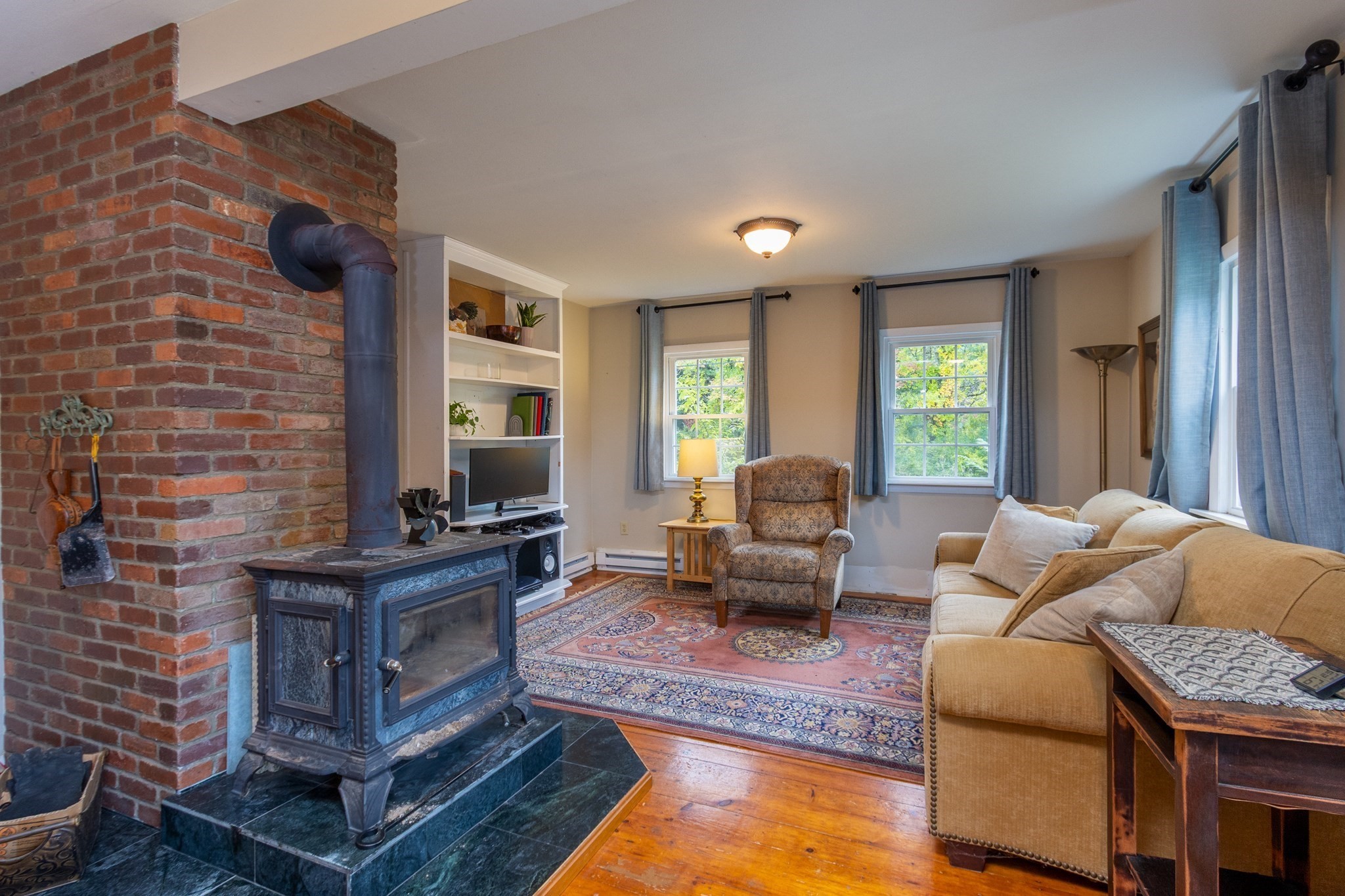 63 Webber Road Brookfield, MA 01506 - Photo 8 of 41 Gallery Image 8