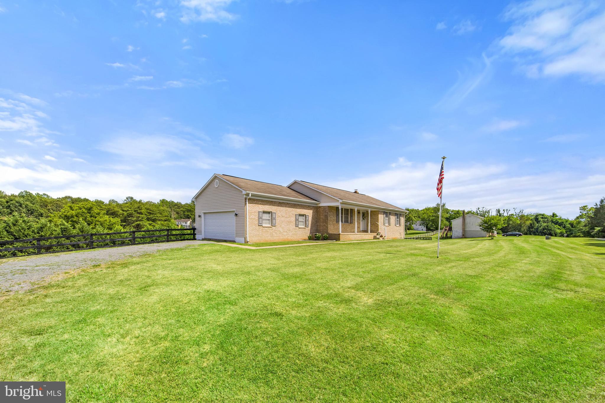 10198 Routs Ridge Lane Warrenton, VA 20186 - Photo 3 of 35 Two-Story Home w/ Walkout Basement