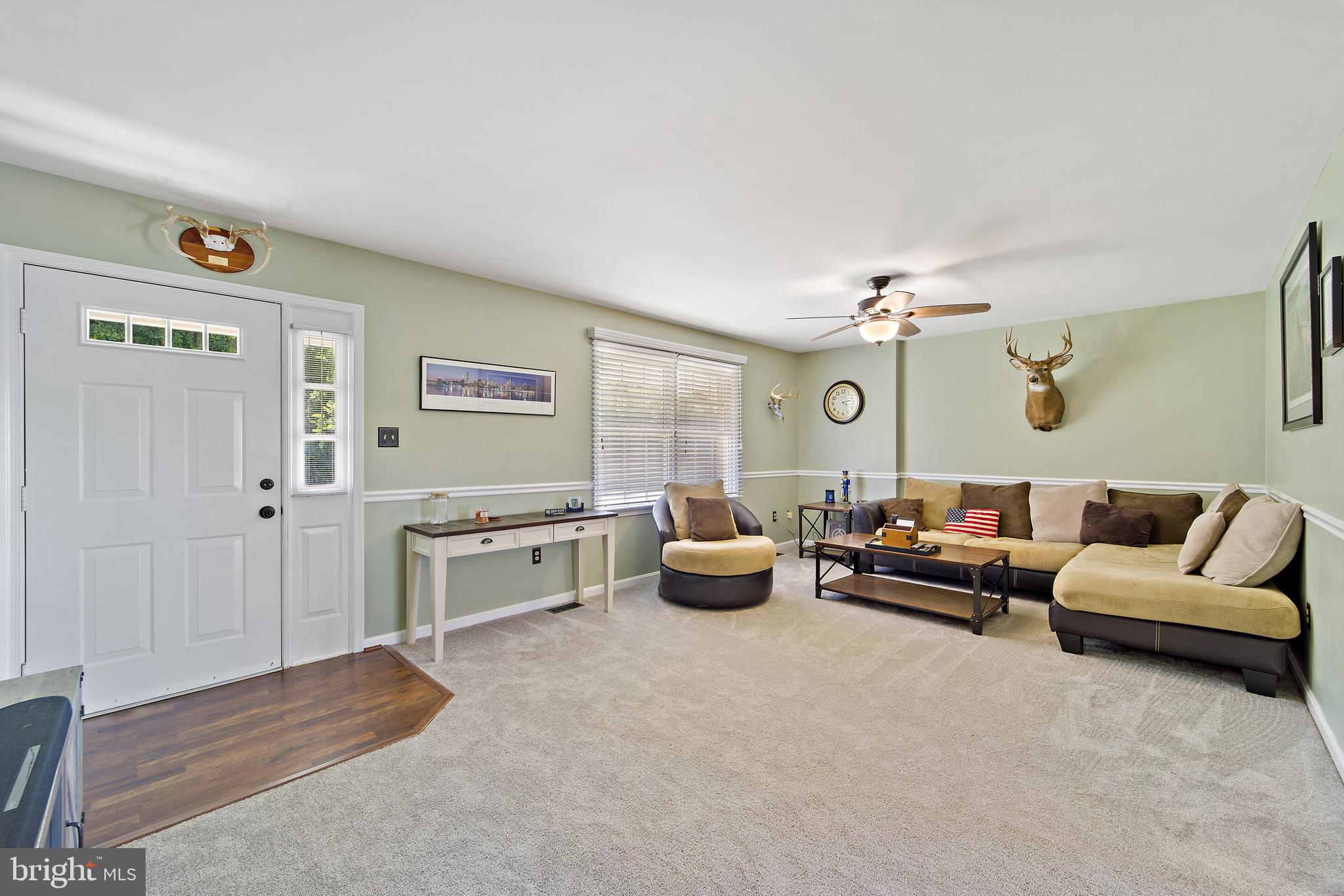 10198 Routs Ridge Lane Warrenton, VA 20186 - Photo 10 of 35 Entry
