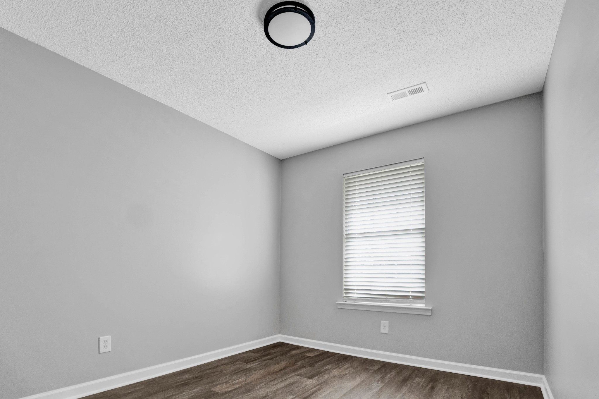 959 Winesap Road Clarksville, TN 37040 - Photo 8 of 14 Gallery Image 8