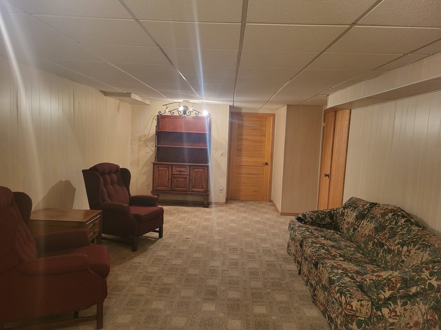 434 East Exchange Street, Unit 2 Sycamore, IL 60178 - Photo 14 of 15 a living room with furniture