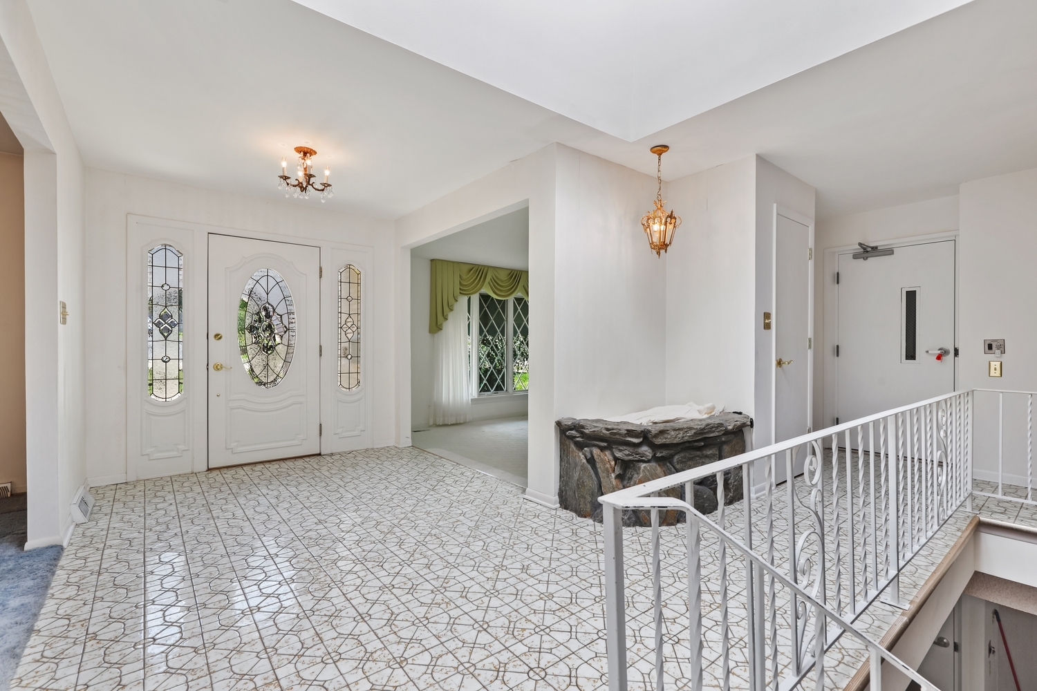 712 Ridge Road Lemont, IL 60439 - Photo 5 of 44 Gallery Image 5