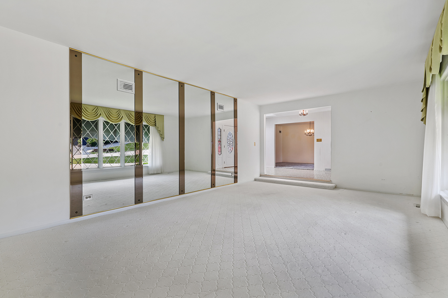 712 Ridge Road Lemont, IL 60439 - Photo 7 of 44 Gallery Image 7