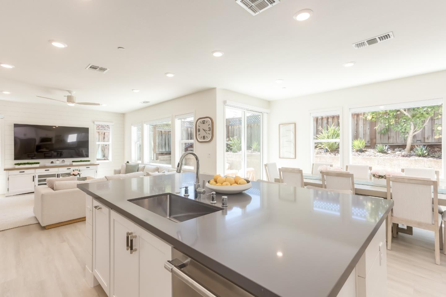 231 Via Encanto San Ramon, CA 94583 - Photo 9 of 38
