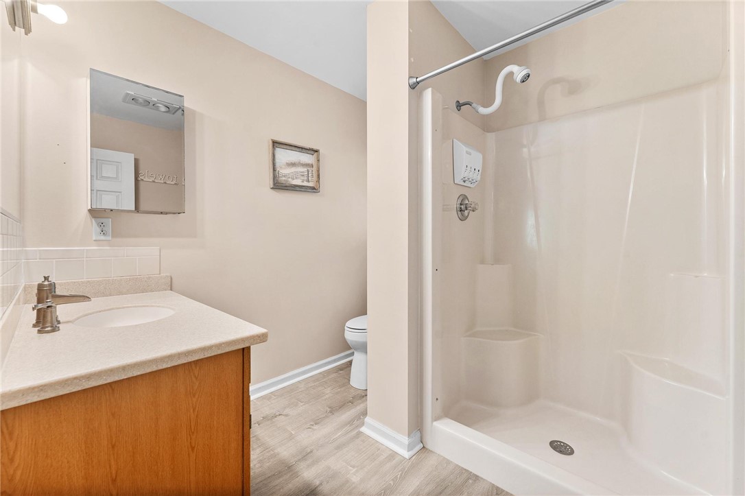 211 Wynmere Way Seneca, SC 29672 - Photo 36 of 49