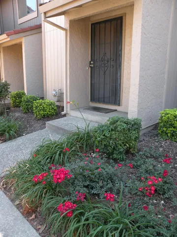 $315,000 | 4045 Dale Road, Unit C, Modesto, CA 95356