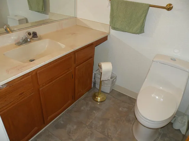 $315,000 | 4045 Dale Road, Unit C, Modesto, CA 95356