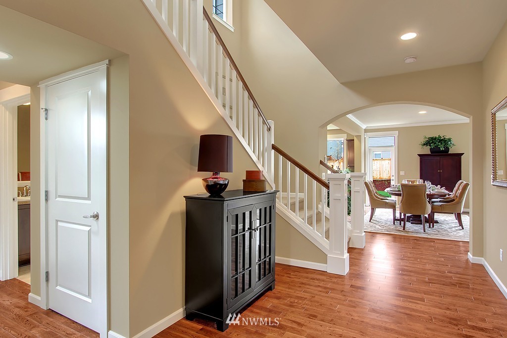 5814 Northeast 7th Place Renton, WA 98059 - Photo 2 of 15