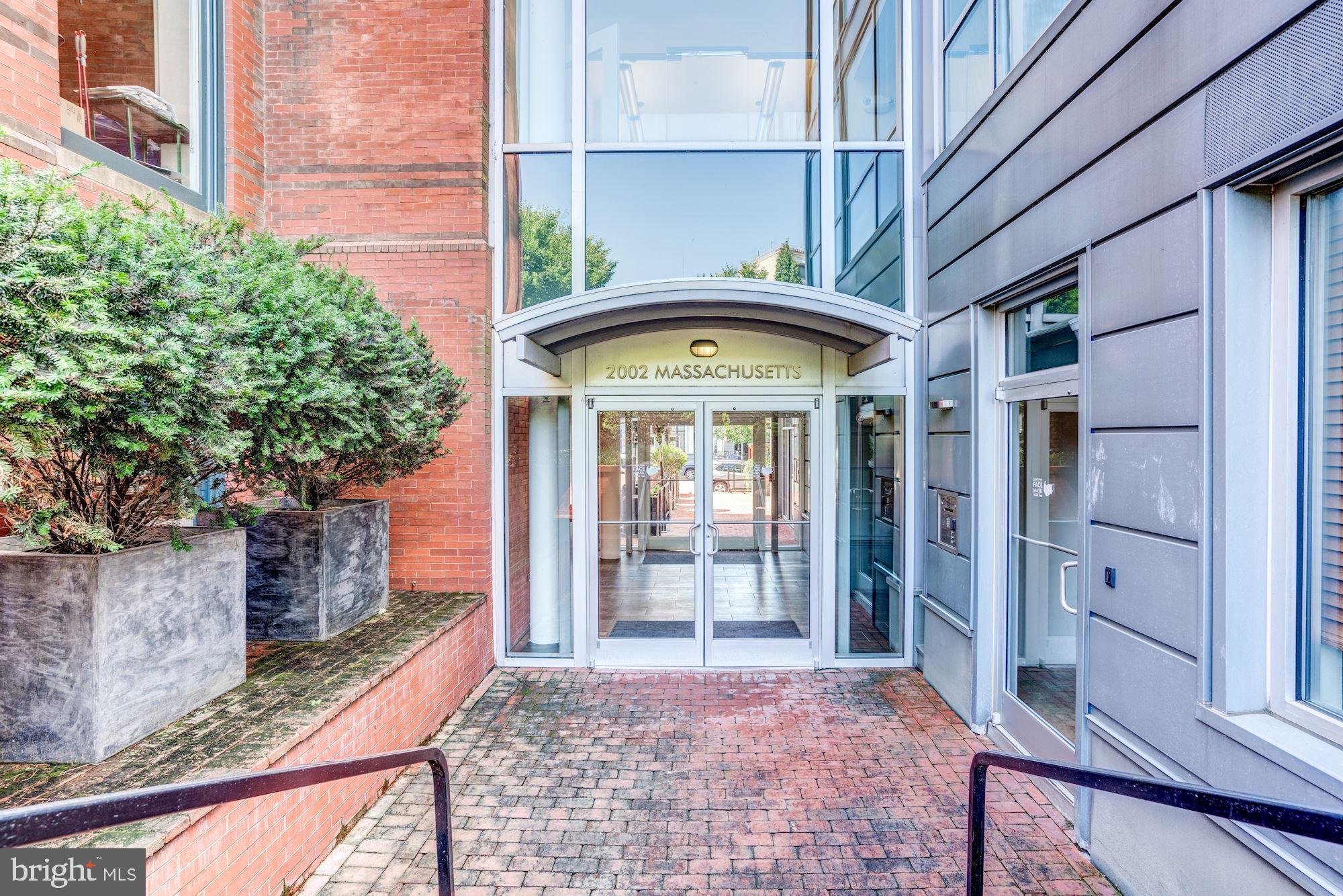 2002 Massachusetts Avenue Northwest, Unit R1 Washington, DC 20036 - Photo 4 of 25