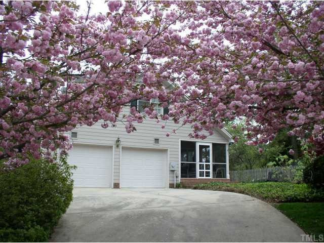 1209 Meadow Hill Place Raleigh, NC 27609 - Photo 2 of 12 Photo 2
