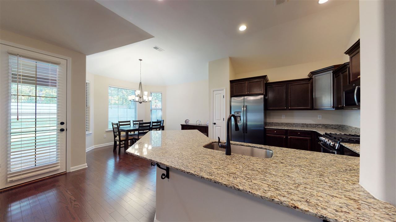 7750 Shadowcrest Road Memphis, TN 38125 - Photo 4 of 25 Gallery Image 4