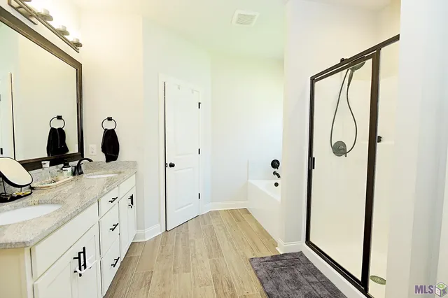 $339,900 | 221 Peacock Pointe, Thibodaux, LA 70301