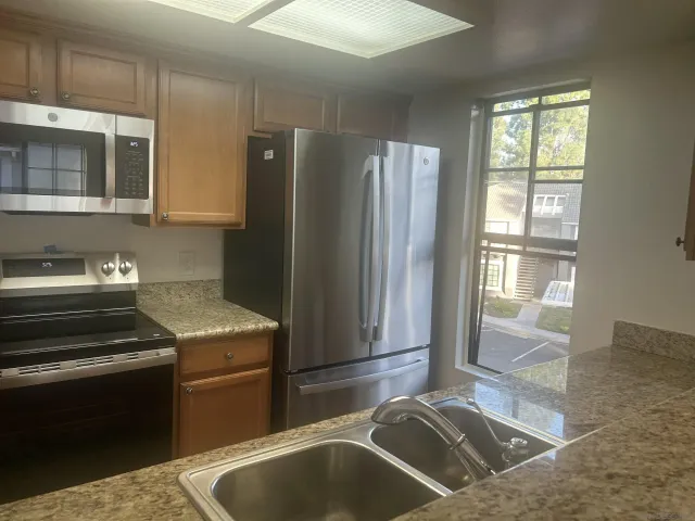 $2,399 | 15086 Avenida Venusto, Unit 218, San Diego, CA 92128