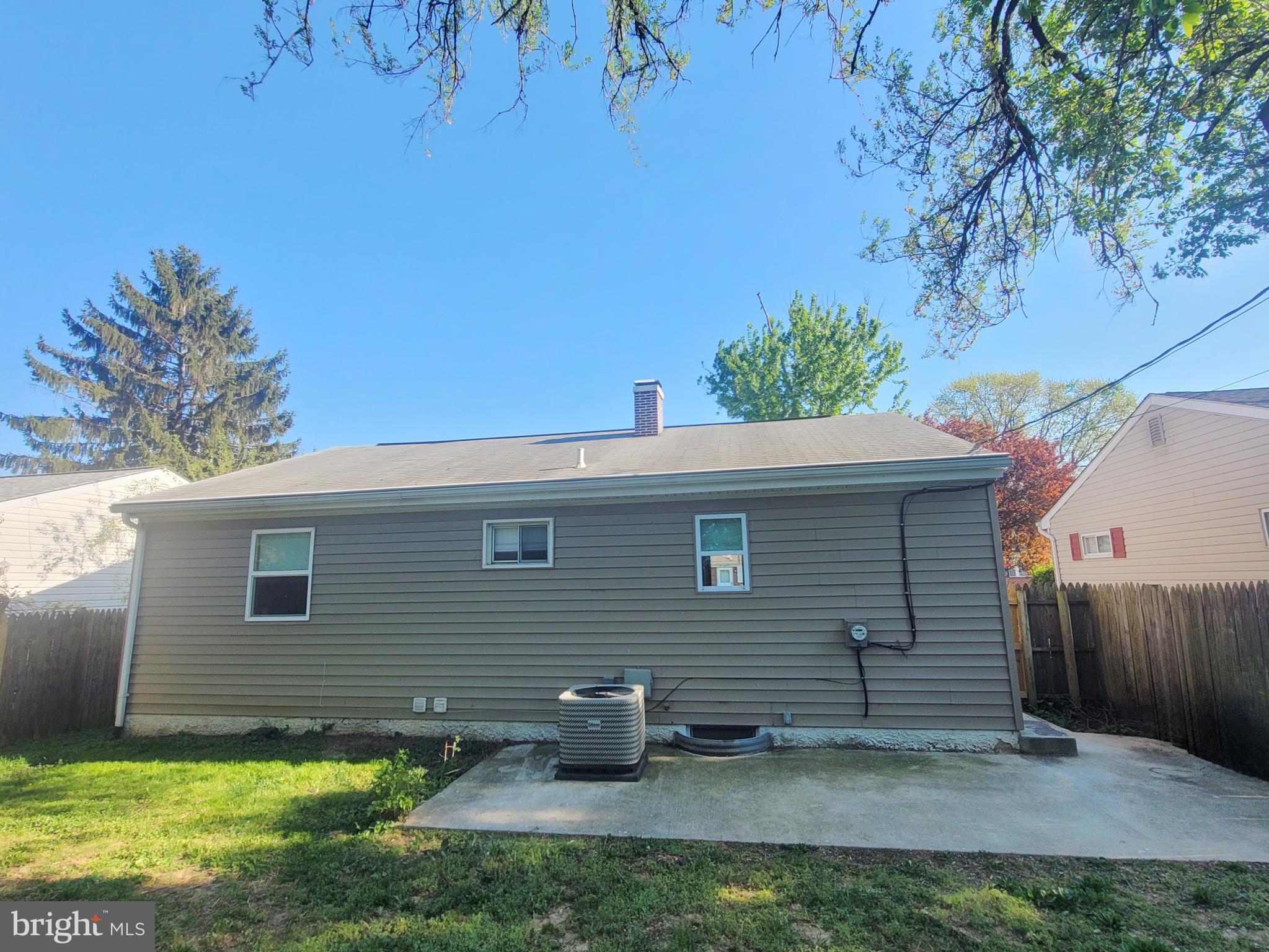 116 Cedar Hill Road Brooklyn Park, MD 21225 - Photo 4 of 43 Rear