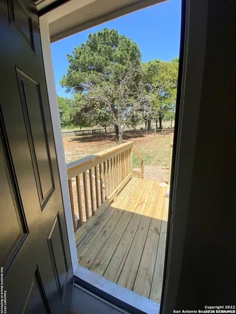 $1,400 | 134 Rolling Hills Drive, La Vernia, TX 78121