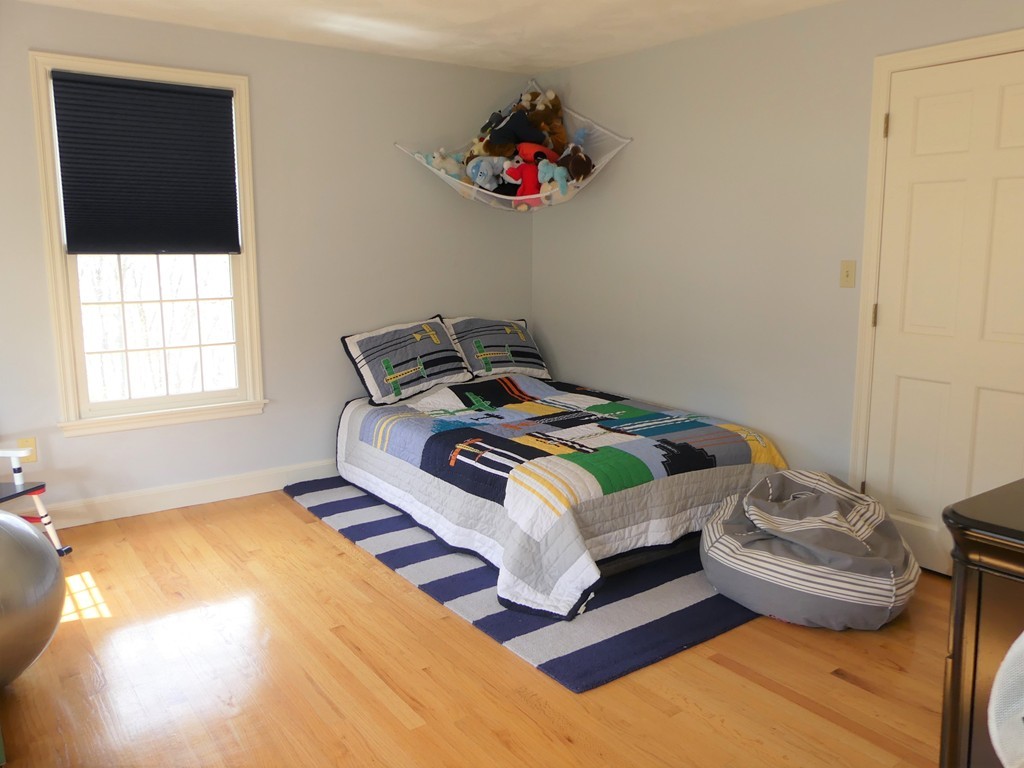 186 Candlestick Road North Andover, MA 01845 - Photo 21 of 30 Gallery Image 21
