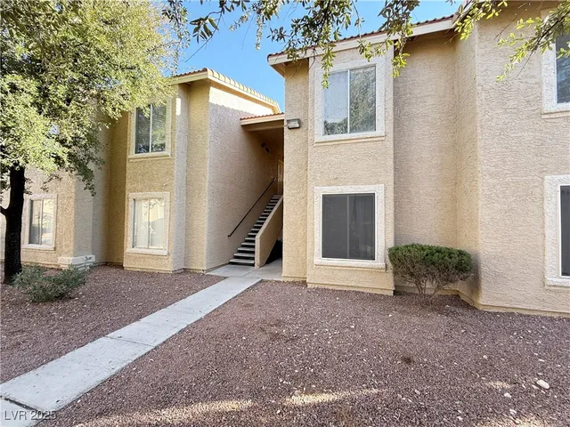 $1,250 | 7200 West Pirates Cove Road, Unit 2112, Las Vegas, NV 89145