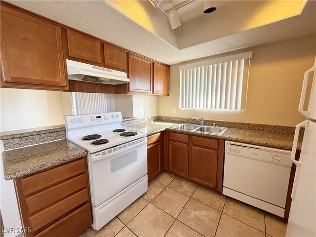 $1,250 | 7200 West Pirates Cove Road, Unit 2112, Las Vegas, NV 89145