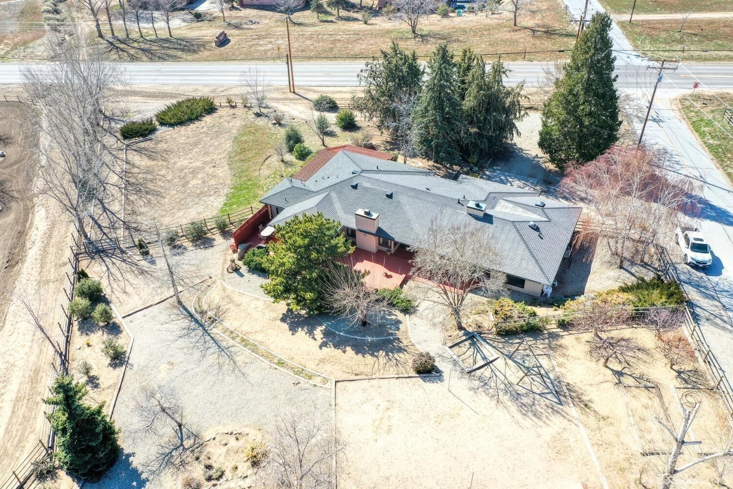 26121 Bear Valley Road Tehachapi, CA 93561 - Photo 62 of 65 Gallery Image 62