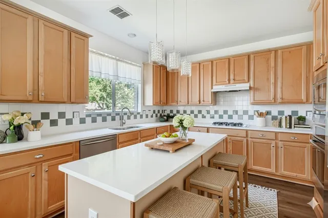 $460,000 | 5212 Forest Lawn Drive, McKinney, TX 75071