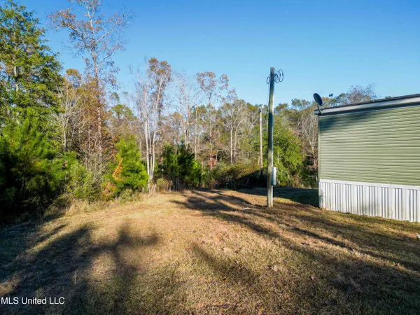 $153,000 | 54 New St Paul Church Drive, Waynesboro, MS 39367