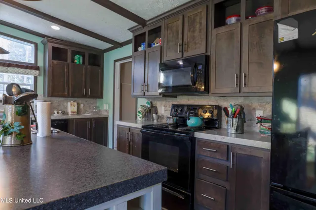 $155,000 | 54 New St Paul Church Drive, Waynesboro, MS 39367