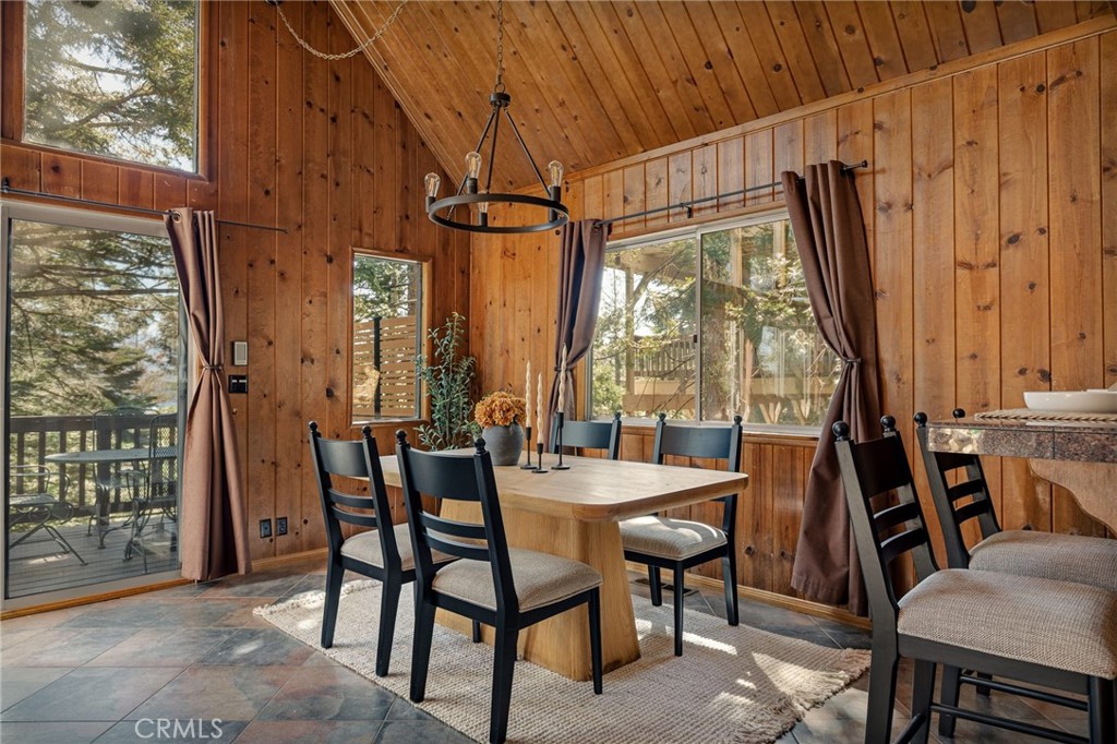 279 Old Toll Road Lake Arrowhead, CA 92352 - Photo 8 of 32