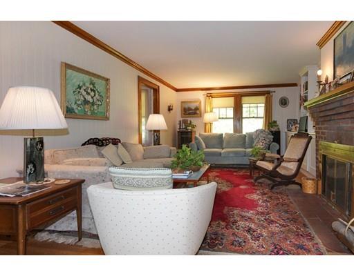 162 Islington Road Newton, MA 02466 - Photo 8 of 24