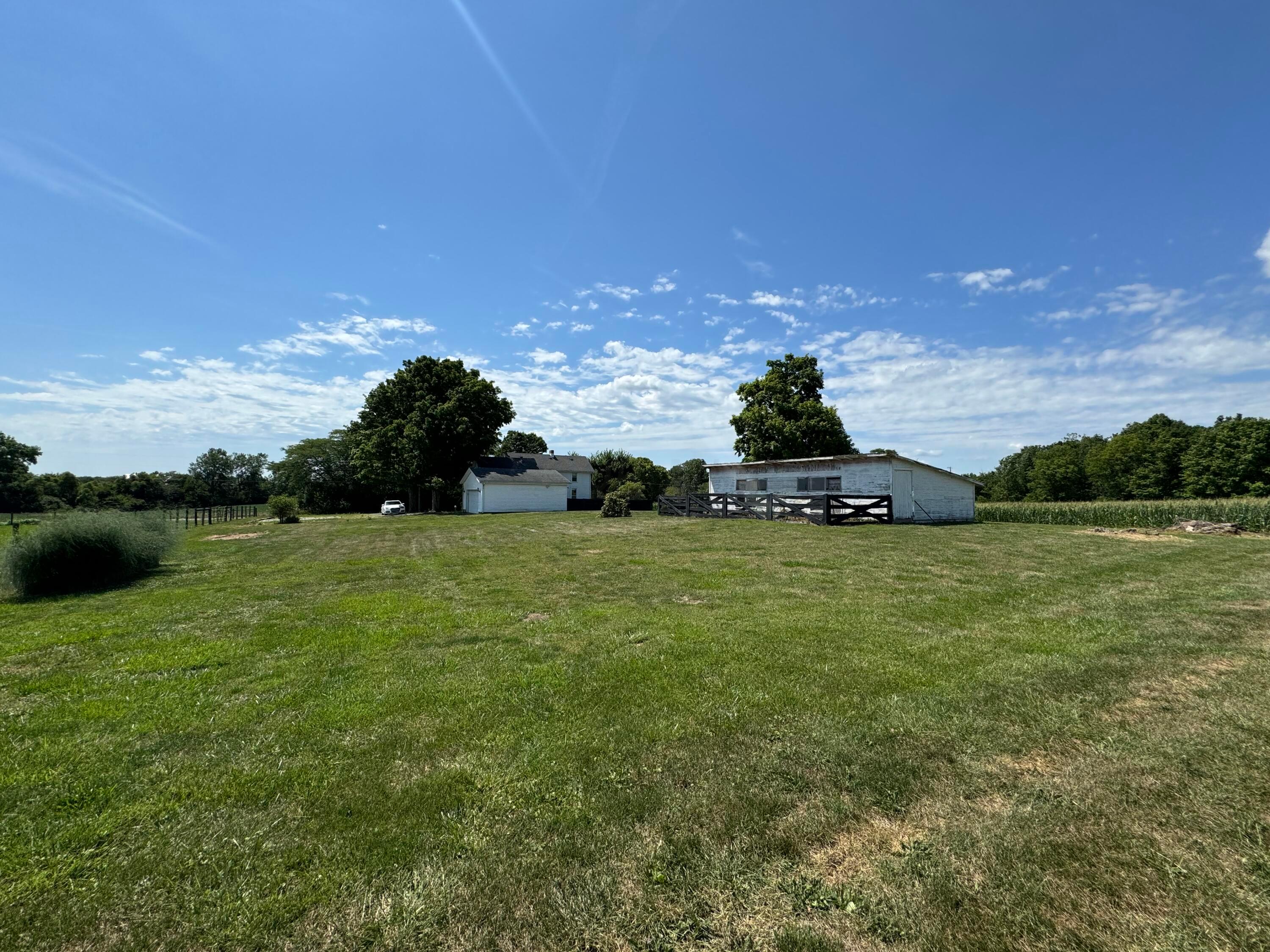 9580 Dozer Road Southwest Stoutsville, OH 43154 - Photo 40 of 44 Backyard