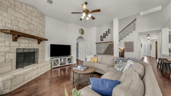 $599,000 | 413 Sagebrush Drive, Aledo, TX 76008