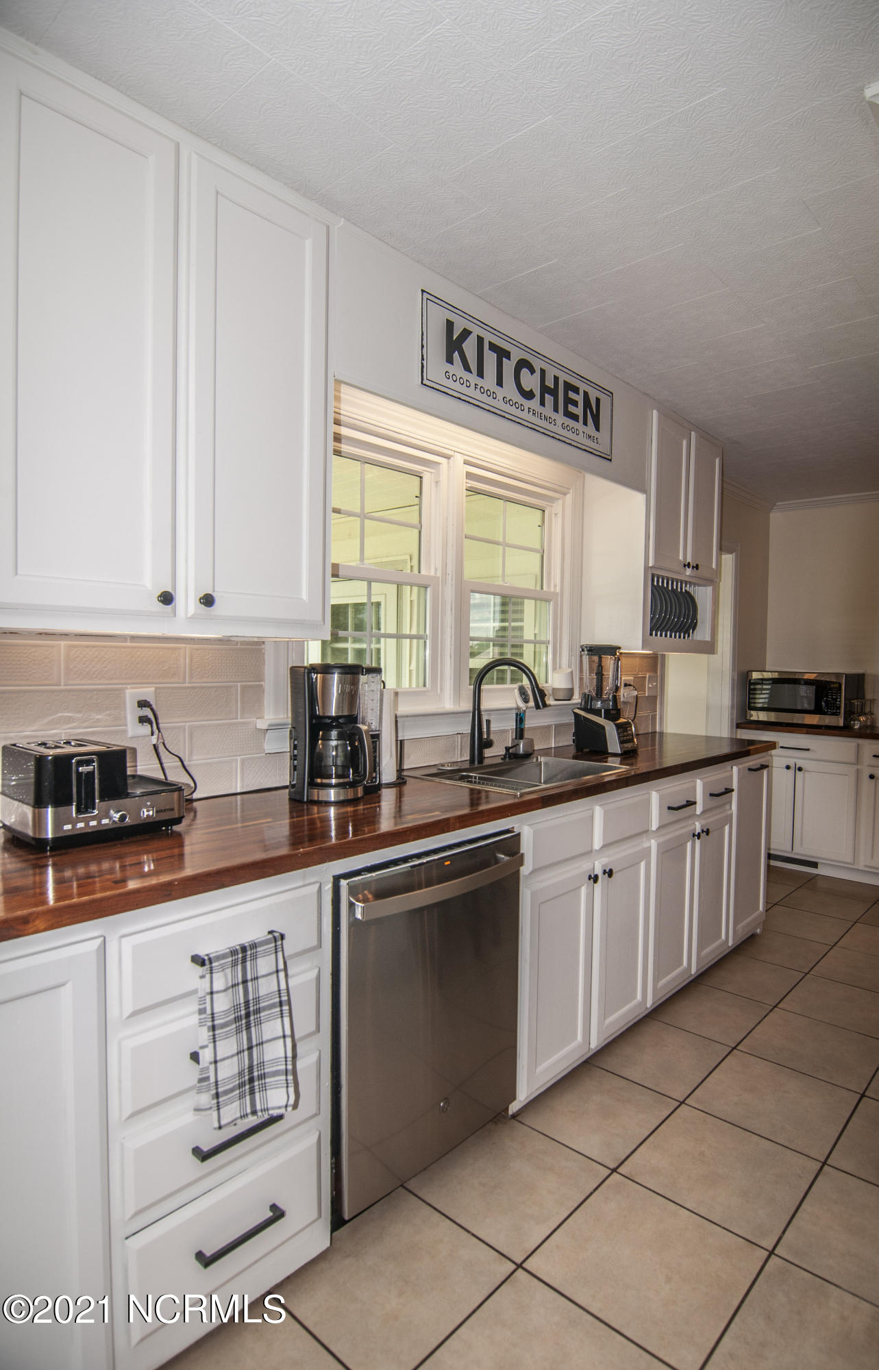 689 Loop Road Pantego, NC 27860 - Photo 15 of 71 stills0030000001