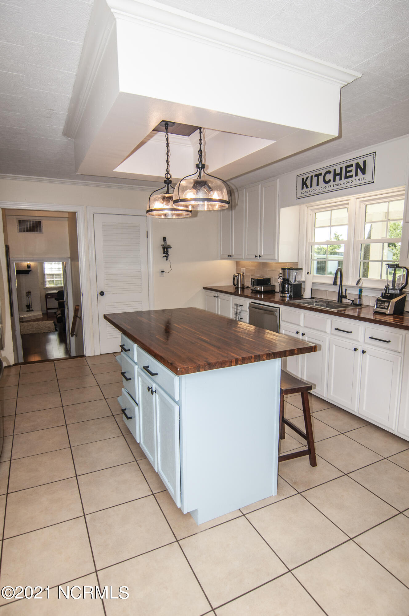 689 Loop Road Pantego, NC 27860 - Photo 16 of 71 stills0036400001