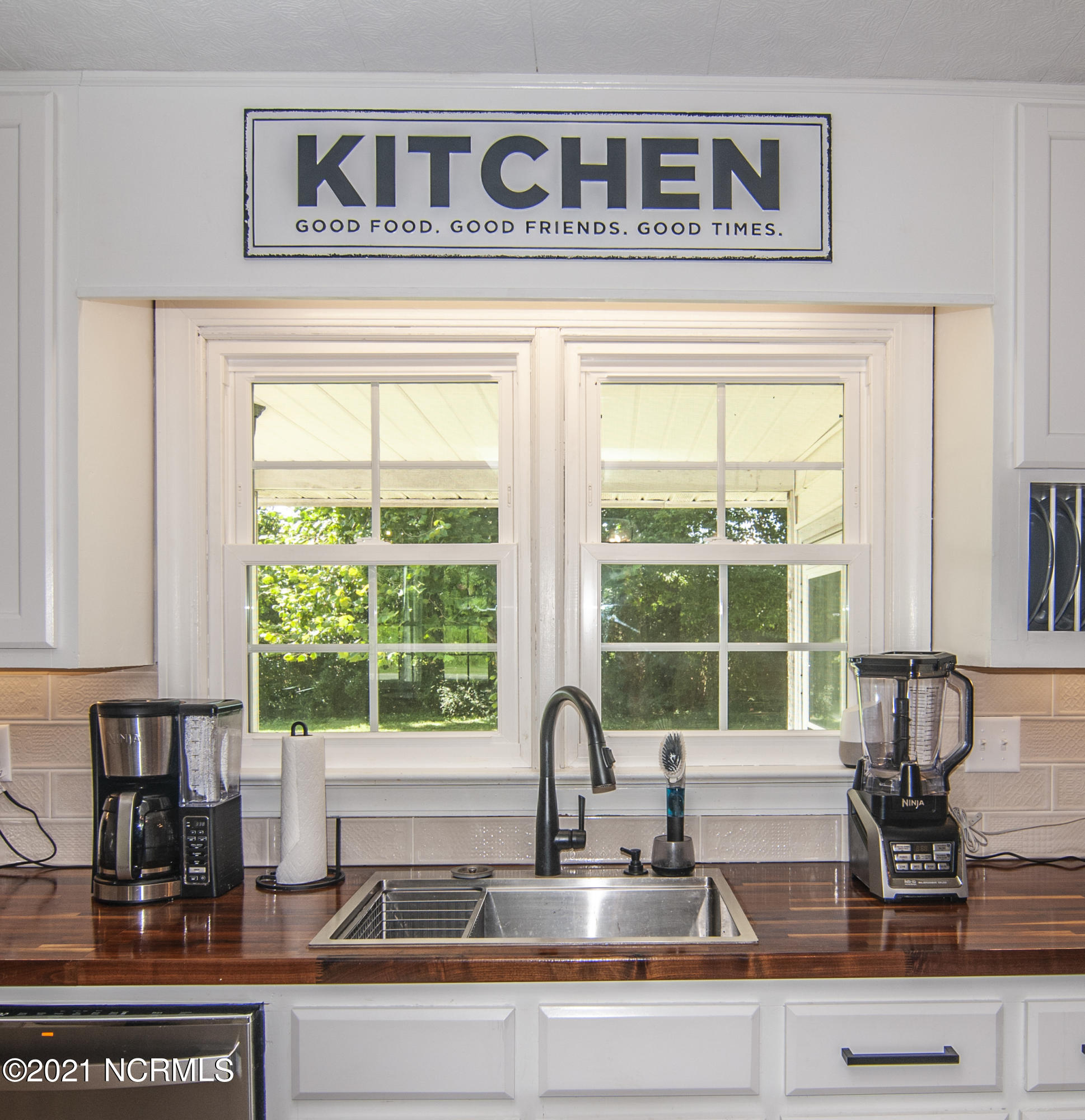 689 Loop Road Pantego, NC 27860 - Photo 20 of 71 stills0033400001