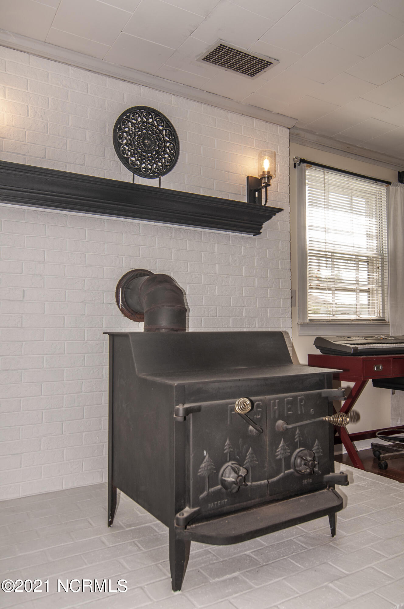 689 Loop Road Pantego, NC 27860 - Photo 32 of 71 stills0031500001