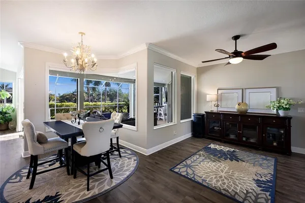 $800,000 | 9937 Laurel Valley Ave Circle, Bradenton, FL 34202