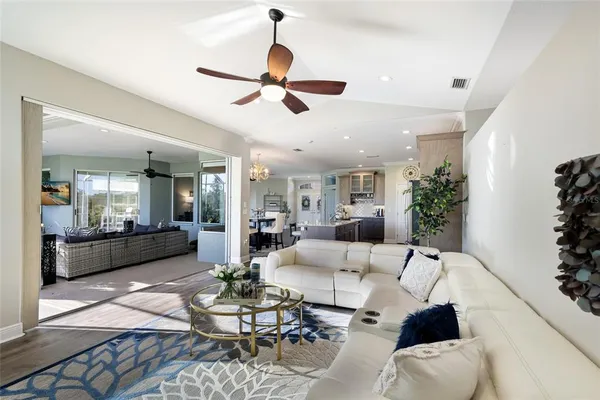 $800,000 | 9937 Laurel Valley Ave Circle, Bradenton, FL 34202