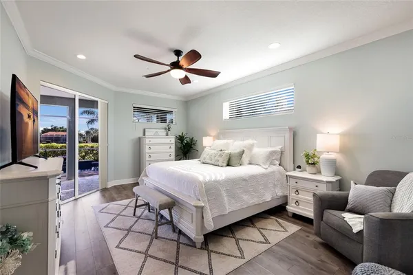$800,000 | 9937 Laurel Valley Ave Circle, Bradenton, FL 34202