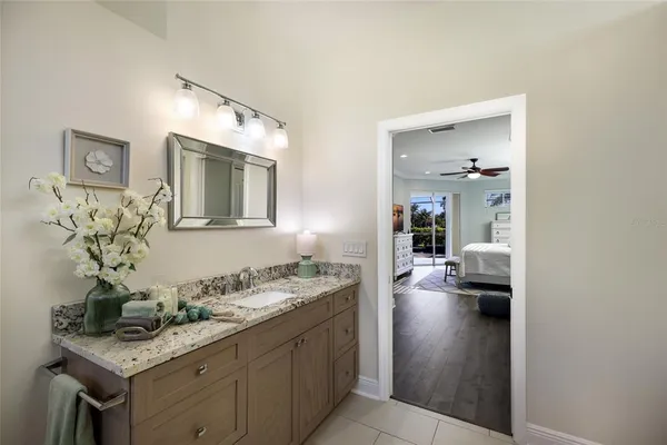 $800,000 | 9937 Laurel Valley Ave Circle, Bradenton, FL 34202