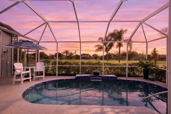 $800,000 | 9937 Laurel Valley Ave Circle, Bradenton, FL 34202