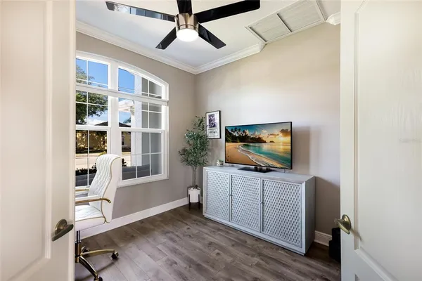 $800,000 | 9937 Laurel Valley Ave Circle, Bradenton, FL 34202