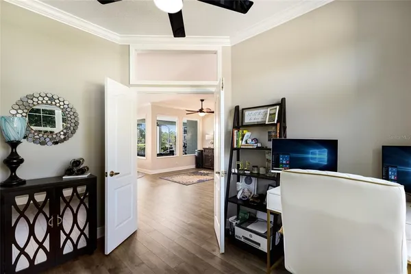 $800,000 | 9937 Laurel Valley Ave Circle, Bradenton, FL 34202