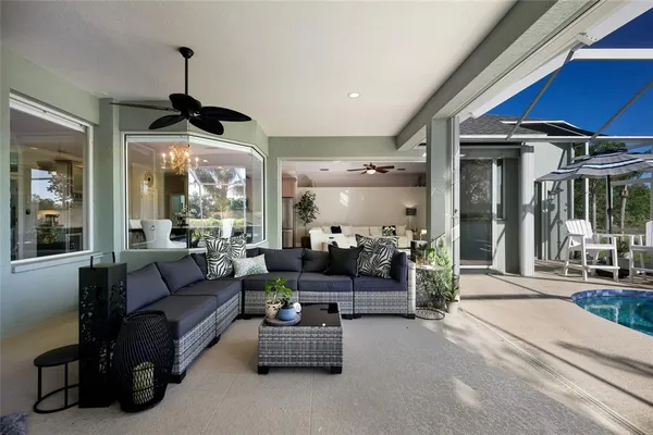 $800,000 | 9937 Laurel Valley Ave Circle, Bradenton, FL 34202