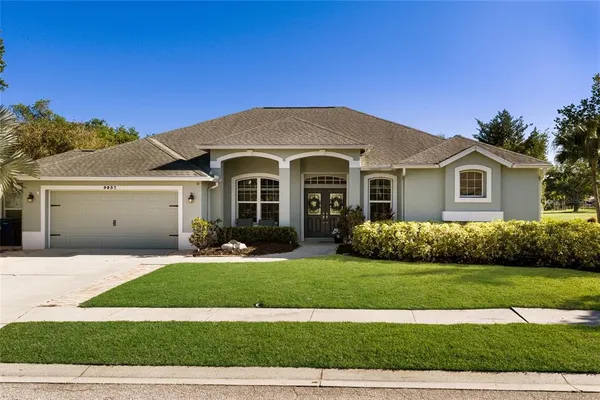 $800,000 | 9937 Laurel Valley Ave Circle, Bradenton, FL 34202