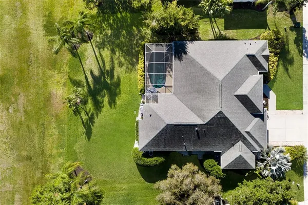 $800,000 | 9937 Laurel Valley Ave Circle, Bradenton, FL 34202
