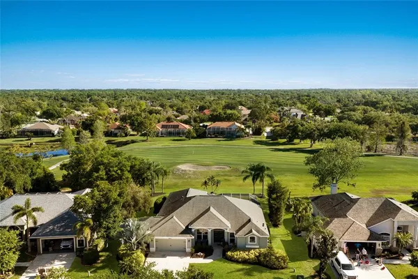 $800,000 | 9937 Laurel Valley Ave Circle, Bradenton, FL 34202