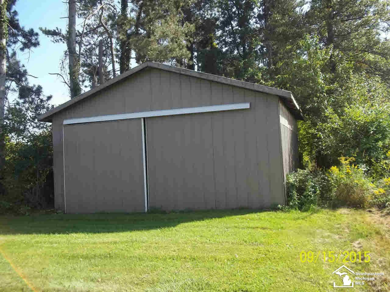 16363 Morocco Road Petersburg, MI 49270 - Photo 10 of 10 20448857-9.JPG